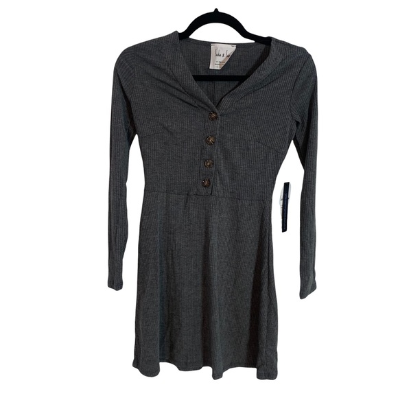 NWT SADIE & SAGE - SIZE XS- Charcoal Gray Ribbed Long Sleeve Tunic Dress Henley. - Picture 1 of 3